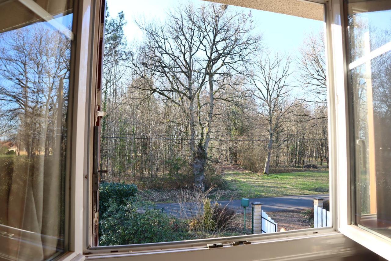 Chambre En Campagne A 15 Min Circuit ! Bed and Breakfast Changé Eksteriør billede